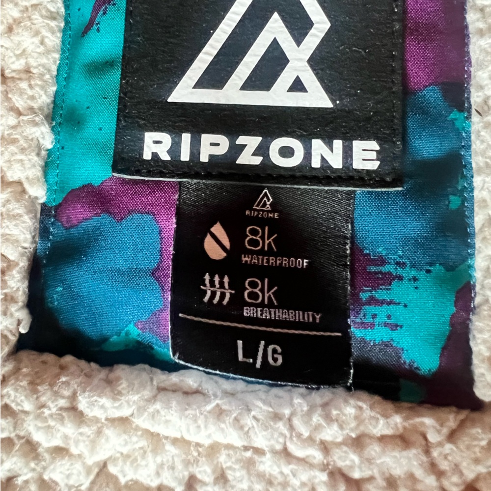 Kids Purple and Blue Camouflage Ski Winter Jacket - Picture 2 of 5